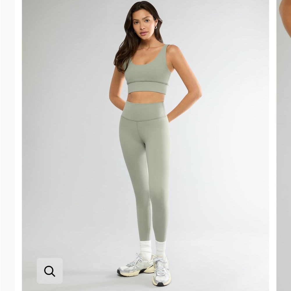 IVL active legging in shadow green, size 12